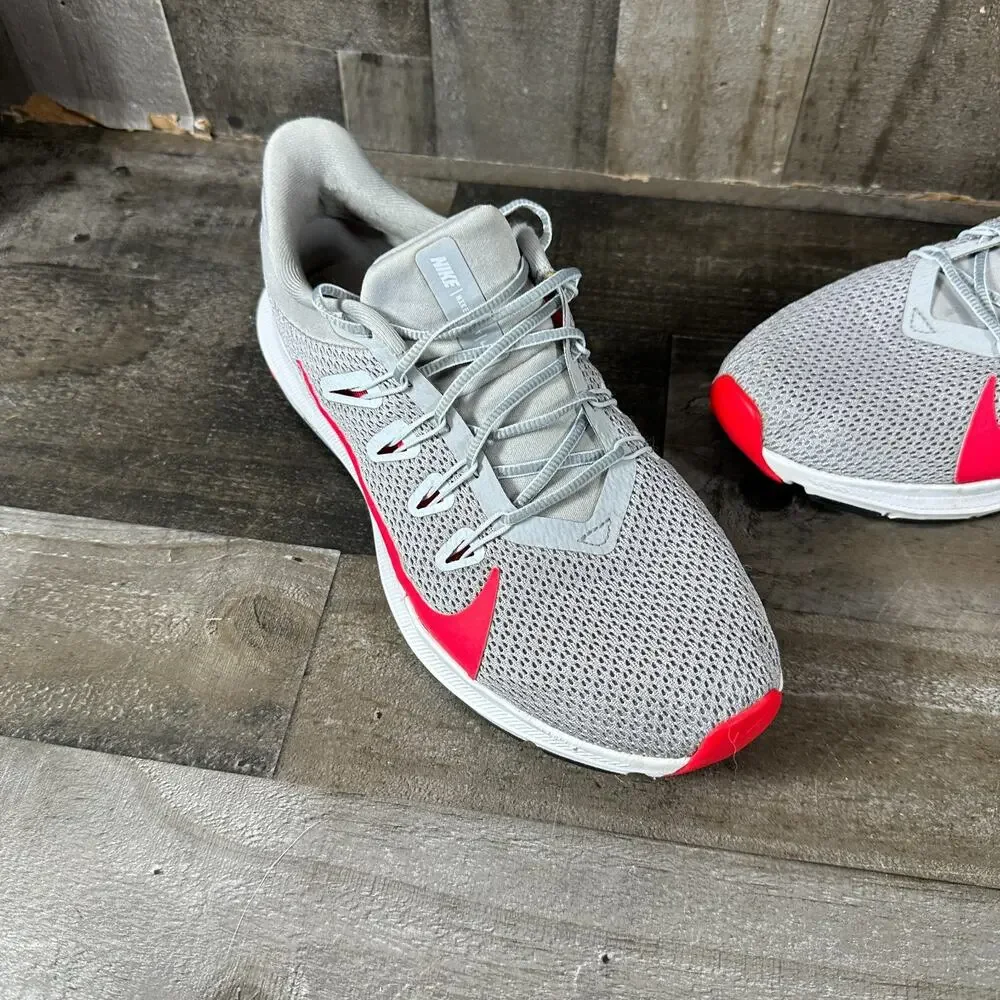 Nike quest shoes